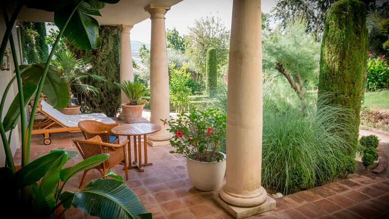 Hotel La Fuente de La Higuera