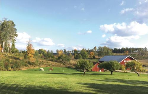 Two-bedroom Holiday Home In Stjarnhov