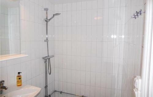 Two-bedroom Holiday Home In Stjarnhov
