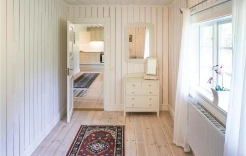 Two-bedroom Holiday Home In Stjarnhov