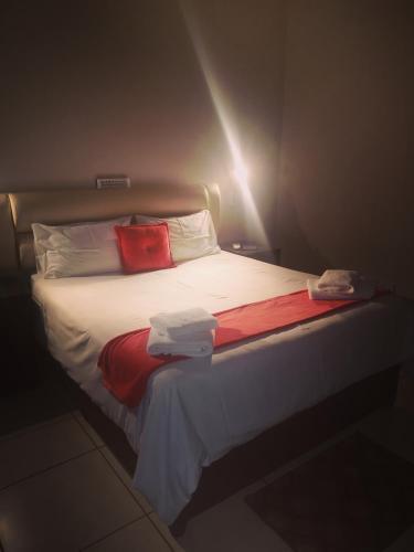 Hostal Rose Garden Overnight Stay