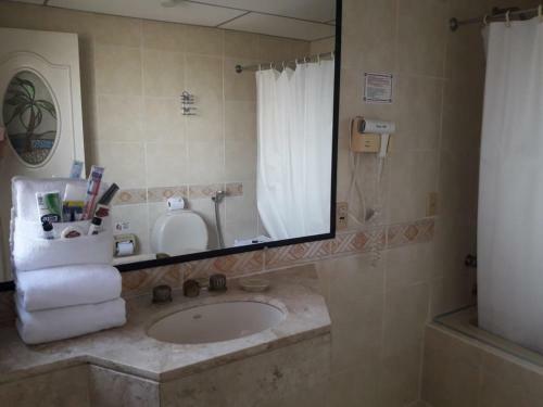 Royal Lodge Hotel (unete)