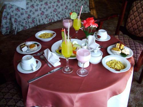 Royal Lodge Hotel (unete)