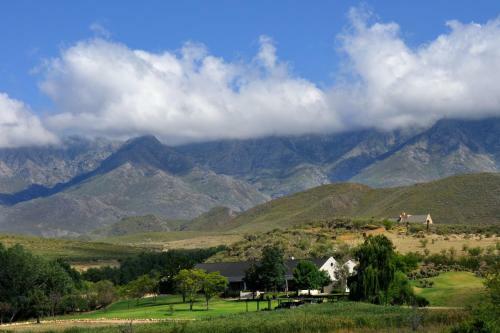 Villa Swartberg Private Game Lodge