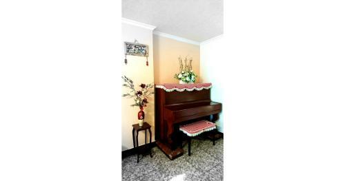 S. F. 61 Guest House