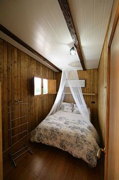 Apartamentos Camping Carlos III