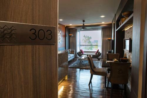 Hotel North Hill City Resort