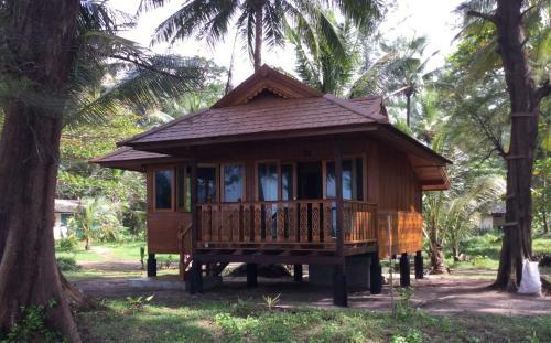 Hotel Aow Yai Bungalows