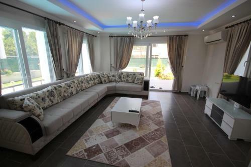 Villa Phoenix