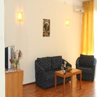 Residencia Joya Park Complex