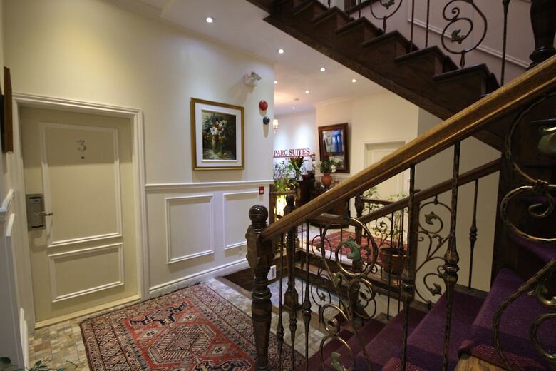 Hotel Parc Suites