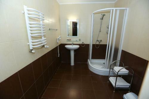Home Hotel