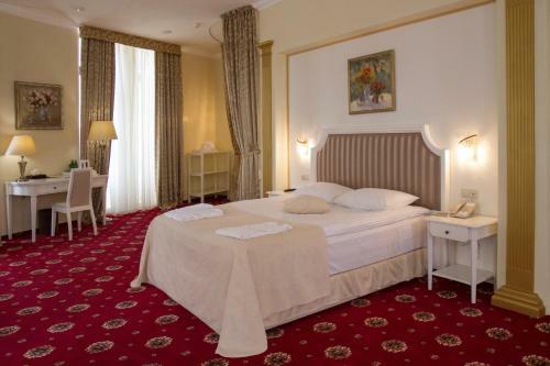 Hotel City Holiday Resort & Spa