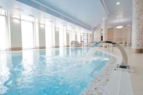 Hotel City Holiday Resort & Spa