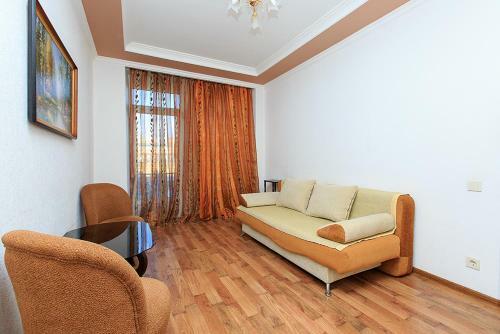 Apartments Near Arena City