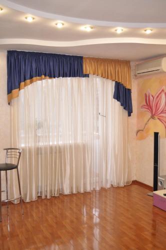 Apartment On Oleksandra Polia Avenue 110