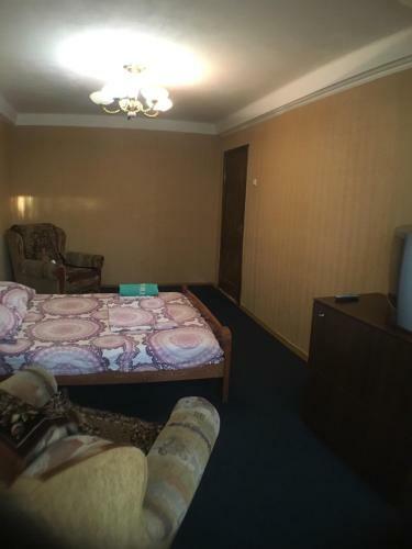 Apartment On Peremohy Ave 17