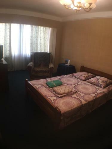 Apartment On Peremohy Ave 17