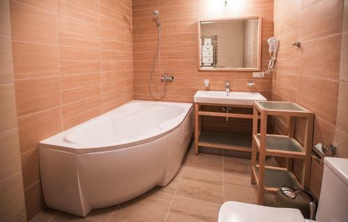 Hotel Westhills