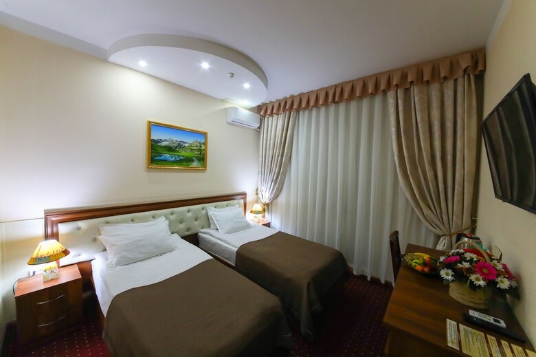 Hotel Grand Art