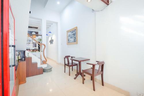 Bed & Breakfast Hanoi Blanc Bnb