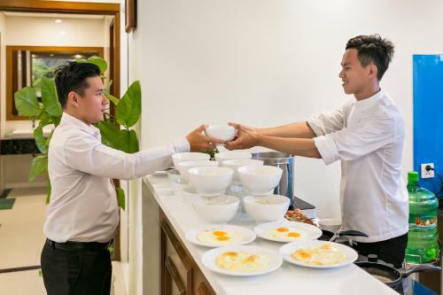 Hung Anh Hotel