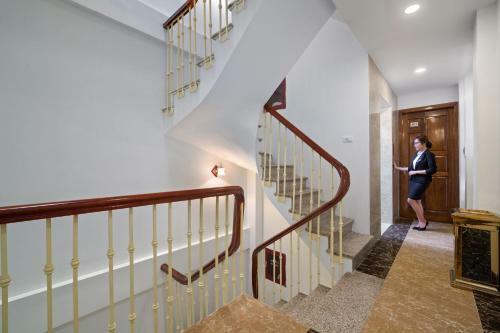 New Vision Palace Hotel