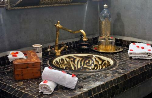Riad La Porte Rouge