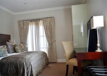 Harbour House Hotel