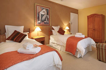 Hotel Le Petit Chateau