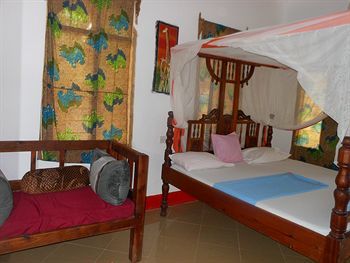 Hotel Mbuyuni Beach Village - Bungalows