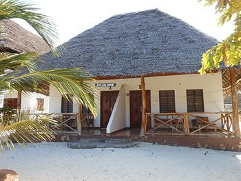 Hotel Mbuyuni Beach Village - Bungalows