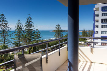 Windward Apartments