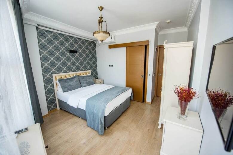 Pera Life Hotel