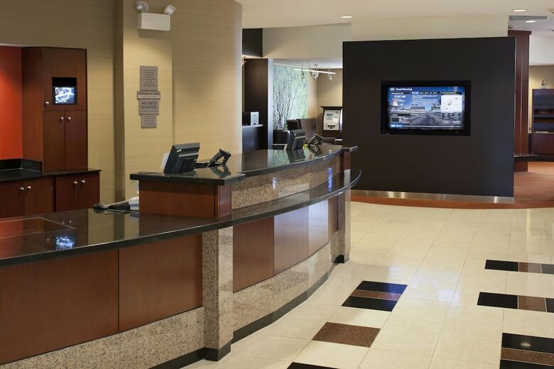 Hotel Courtyard By Marriott Bristol
