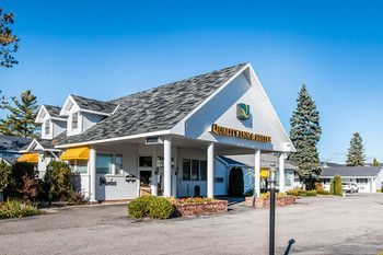 Hotel Quality Inn & Suites Beachfront