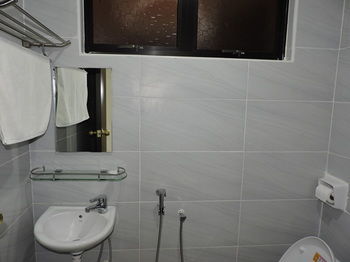 Merlin Hotel