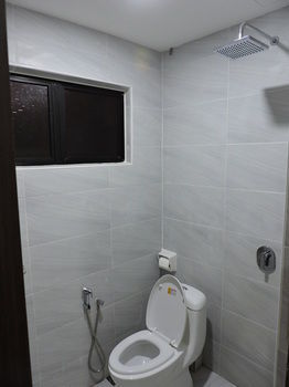Merlin Hotel