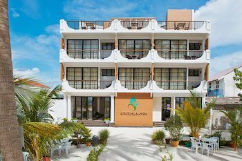 Crystal Sands Beach Hotel