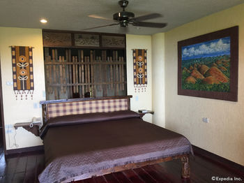 Hotel Bohol Bee Farm