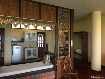 Hotel Bohol Bee Farm