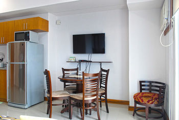 Mactan Seaside Apartments