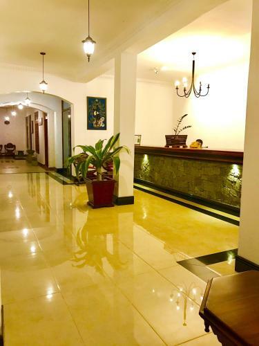 Elegant Hotel