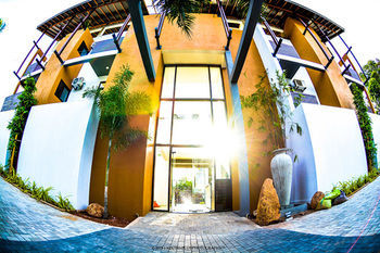 Olanro Hotel