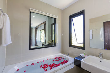 Hotel Andaman Pearl Resort