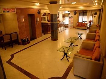 Hotel Oyo Premium Mall Road Bathinda
