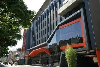 Puli Ease Hotel