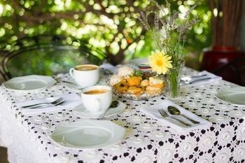 Grovely House Bed & Breakfast