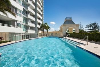 Grand Apartments