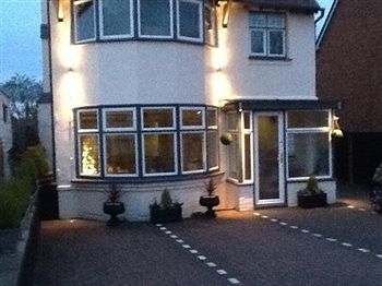 Hotel Hunter's Moon Guest House